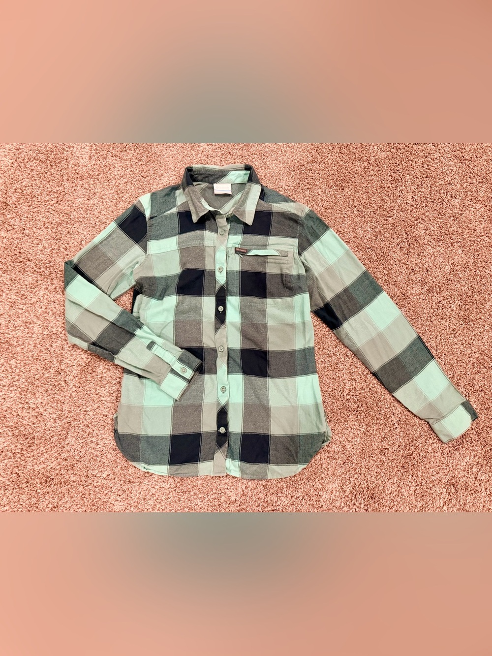 Columbia women’s flannel button up